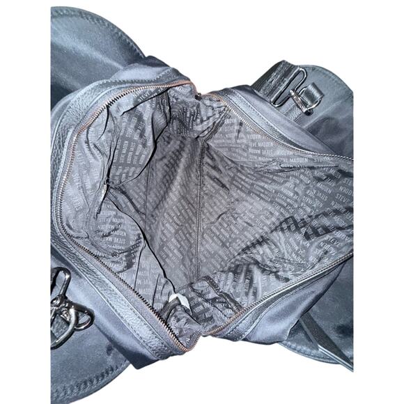 UEC STEVE MADDEN WEEKEND Black Quilted Bag WITH 3 zipper sections & Pockets - Picture 12 of 15